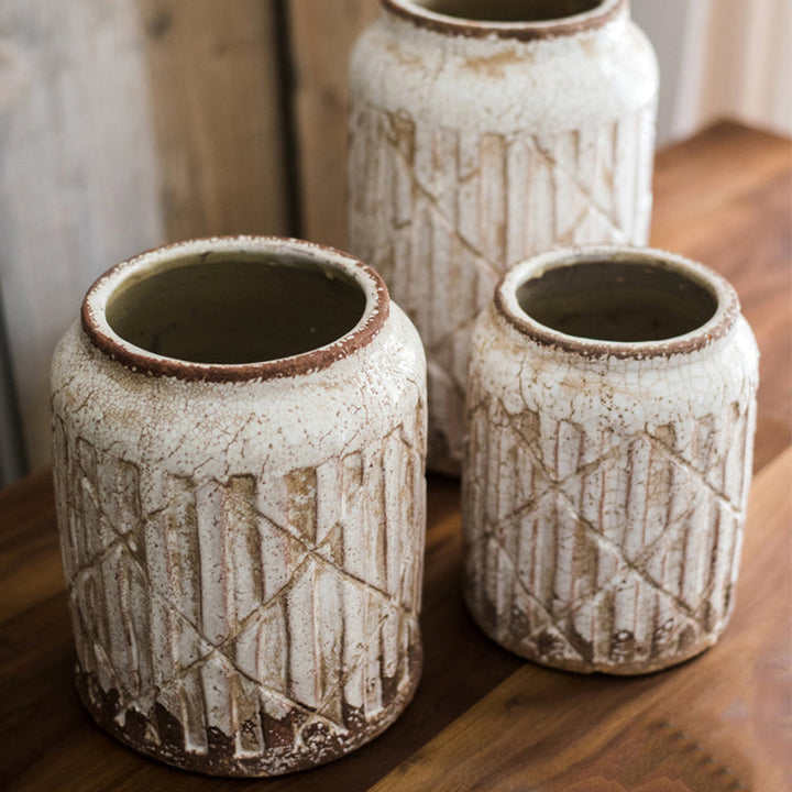 Handmade Ceramic Vase with Textured Finish – Small, Medium & Large Sizes – White, Tan & Mixed Colors Sangria Uranus