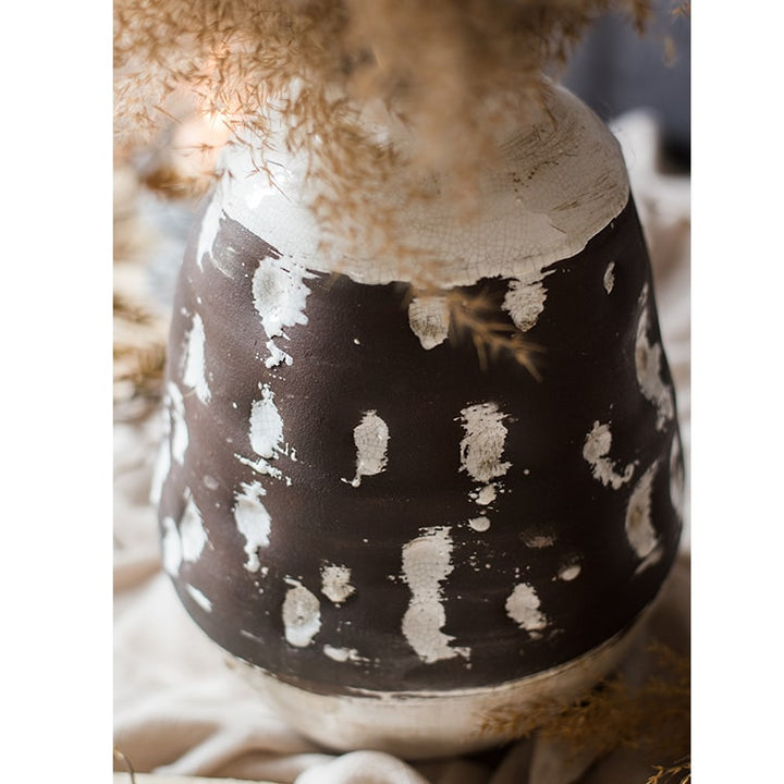 Handmade Textured Ceramic Vase – Pottery Vase in Brown & White Mixed Colors, Styles A & B Sangria Uranus
