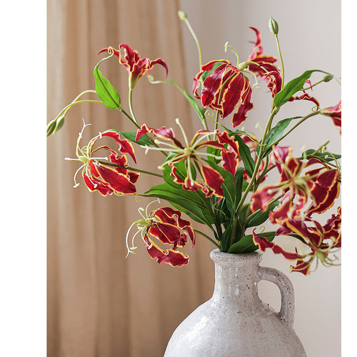 Handmade Faux Silk Flame Lily Flower Stem – Realistic Artificial Silk Flowers with Three Blooms (Orange, Red, Yellow) Sangria Uranus