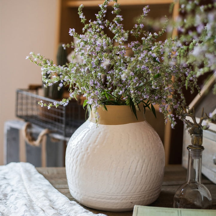 Handmade White Ceramic Vase – Sculptural Table & Flower Vase (Small or Large) Sangria Uranus