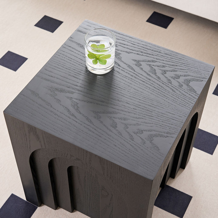 Modern Black MDF Side Table – Small Accent End Table for Living Room & Bedroom Sangria Beech