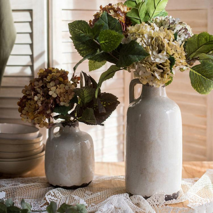 Handmade Ceramic Vase – Artisan Pottery Vase with Glazed Finish – Decorative Tan & White Accent Vase Sangria Uranus