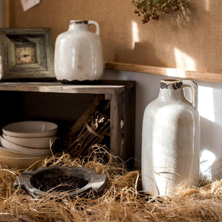 Handmade Ceramic Vase – Artisan Pottery Vase with Glazed Finish – Decorative Tan & White Accent Vase Sangria Uranus