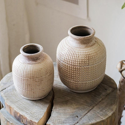 Handmade Ceramic Vase with Textured Finish – Small & Large Sizes in White, Tan & Mixed Colors Sangria Uranus