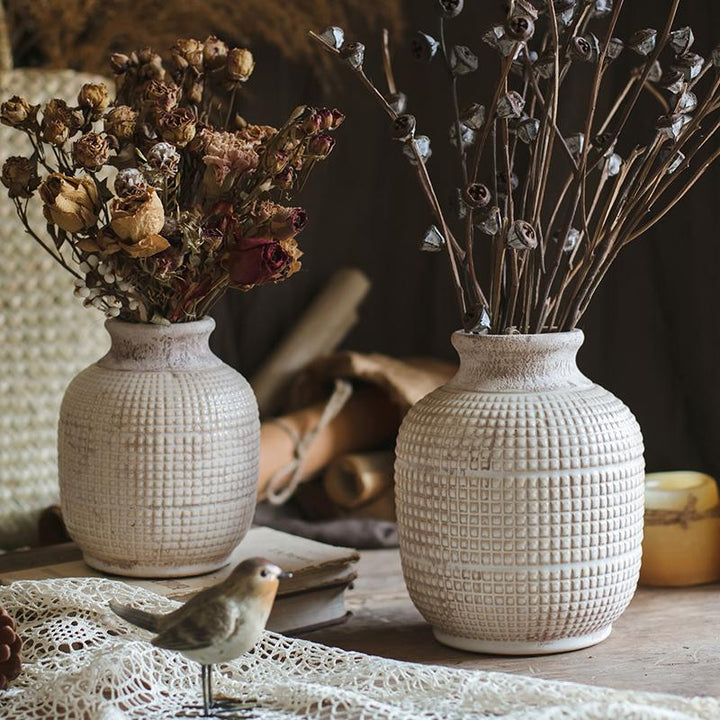 Handmade Ceramic Vase with Textured Finish – Small & Large Sizes in White, Tan & Mixed Colors Sangria Uranus